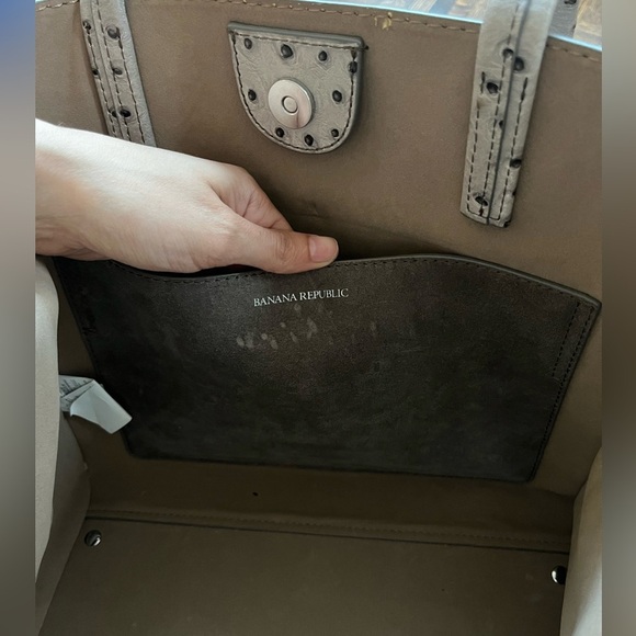 Banana Republic Cow-Leather Expandable Tote Bag - Picture 16 of 16